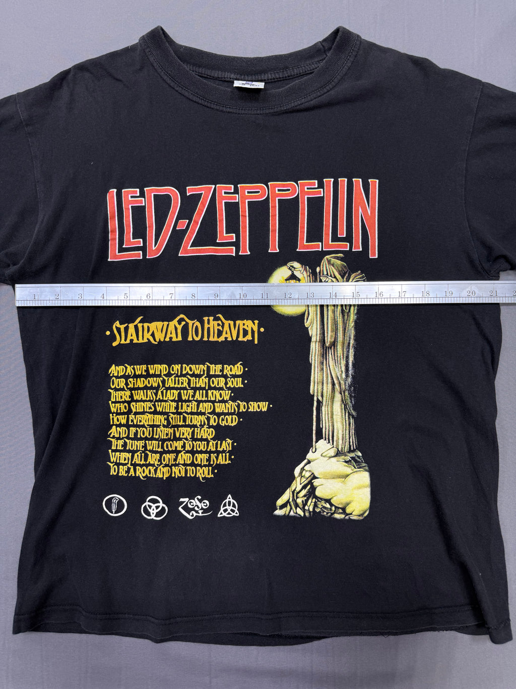 Vintage Led Zeppelin "Stairway to Heaven" graphic Band Tee