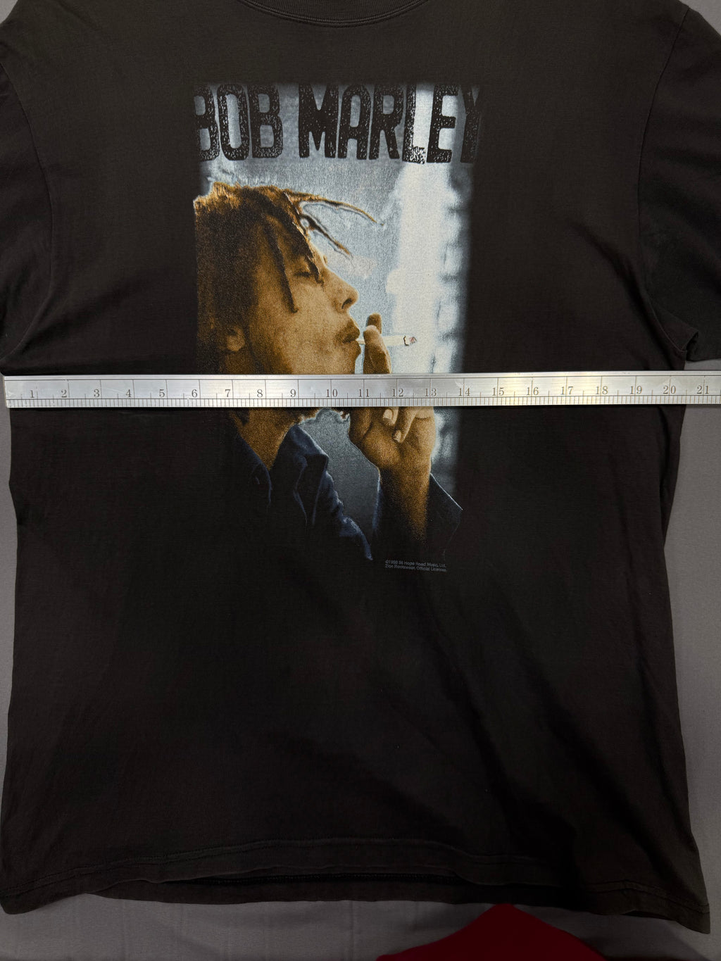 Vintage 1998 Bob Marley Graphic Tshirt