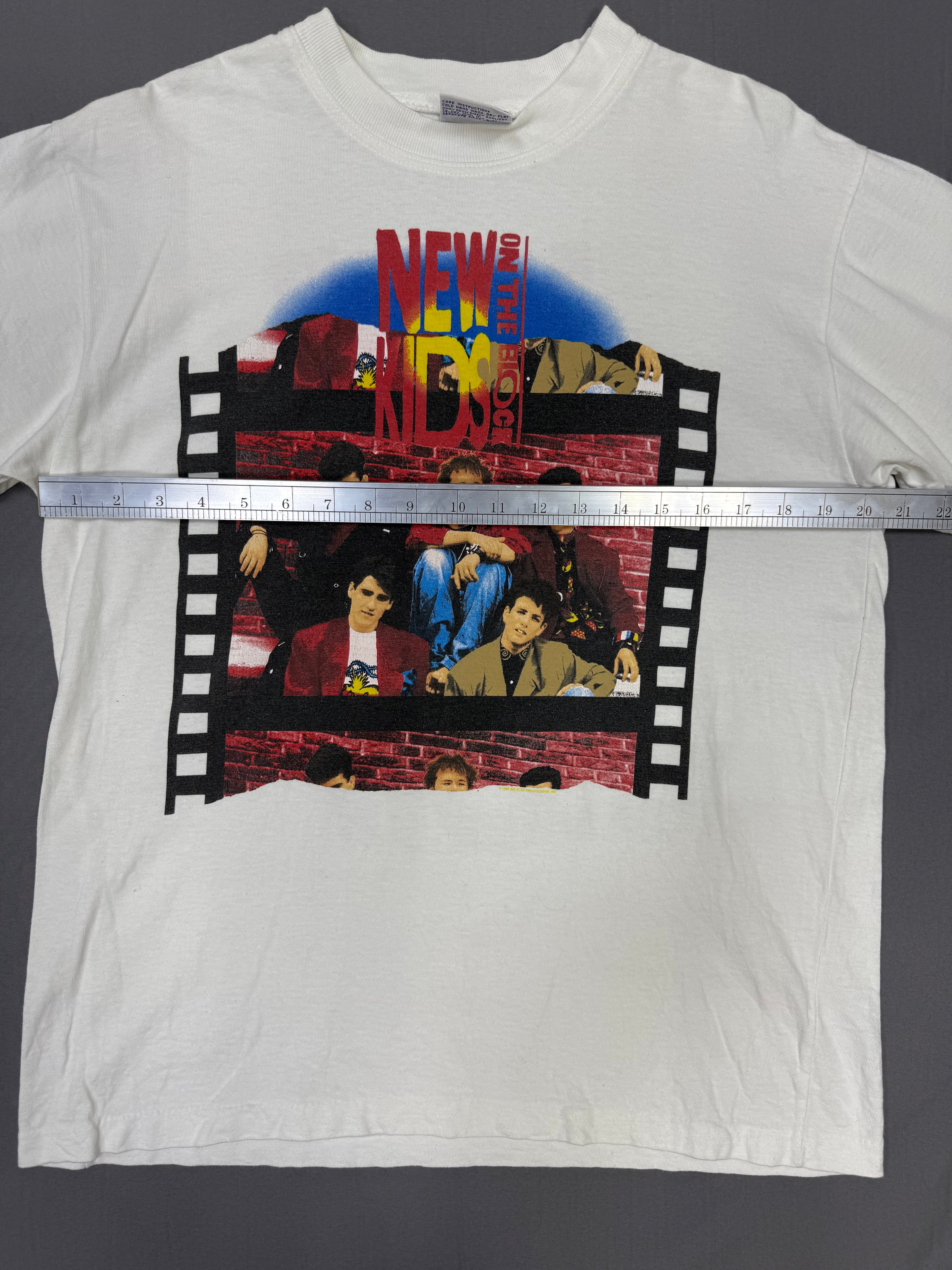 Vintage 1990s New Kids on the Block Graphic Tshirt