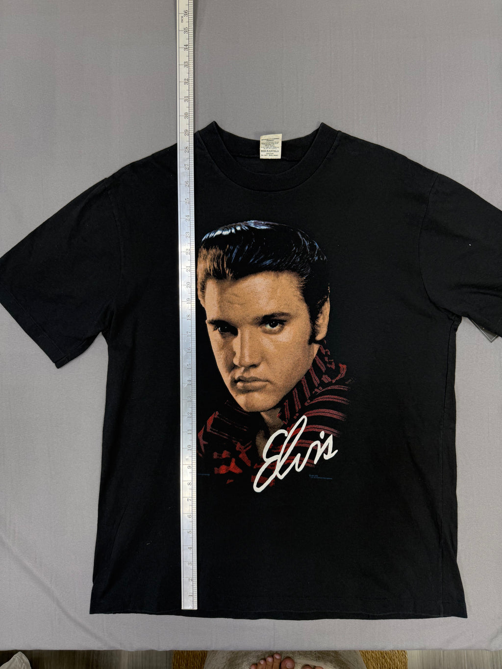 Vintage 1990s Elvis Presley Graphic Tshirt