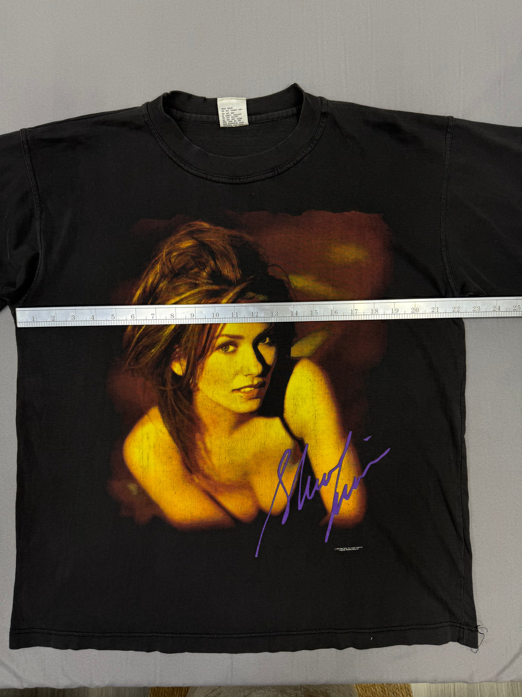 Vintage 1998 Shania Twain Graphic Tshirt