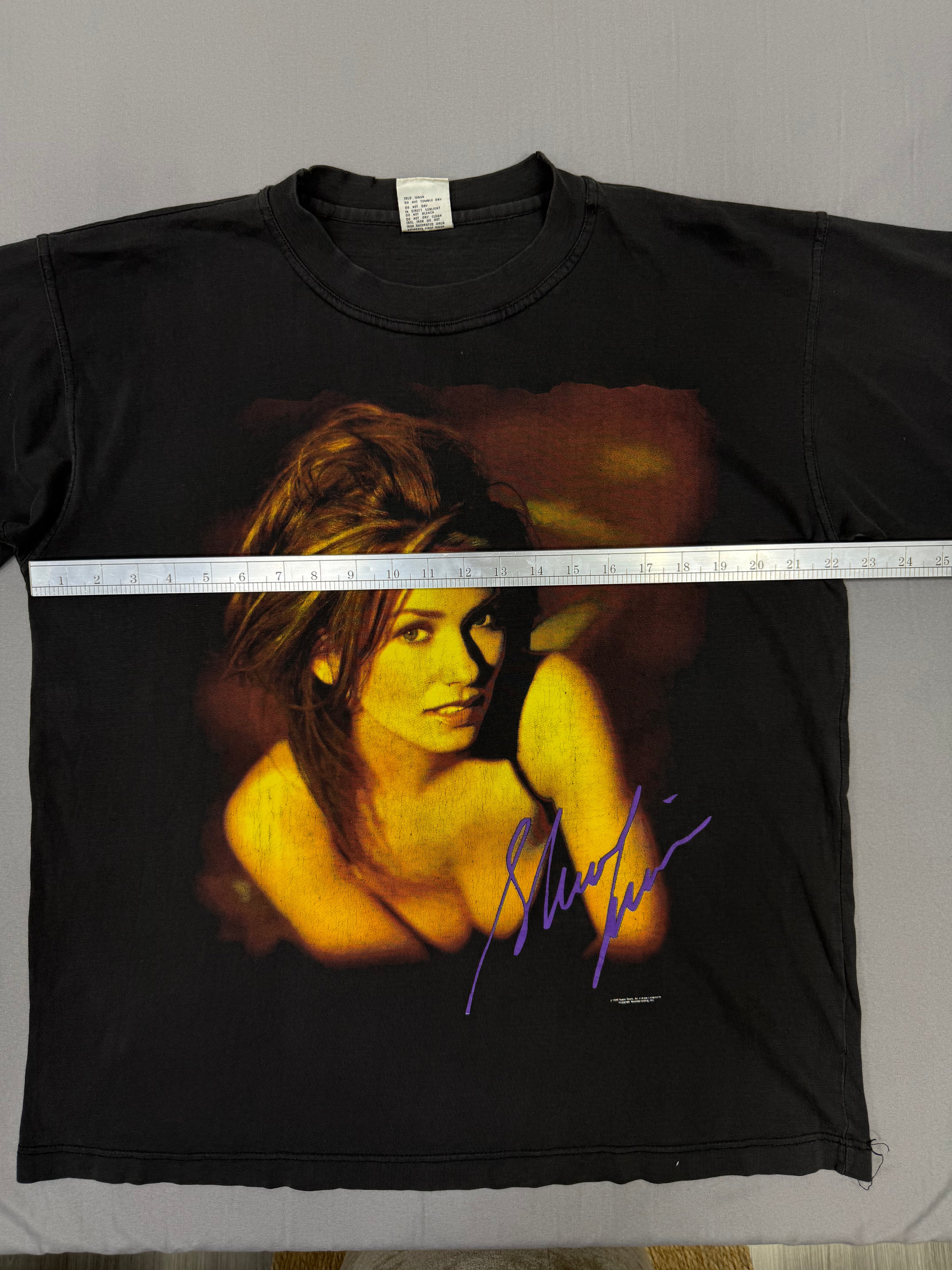 Vintage 1998 Shania Twain Graphic Tshirt