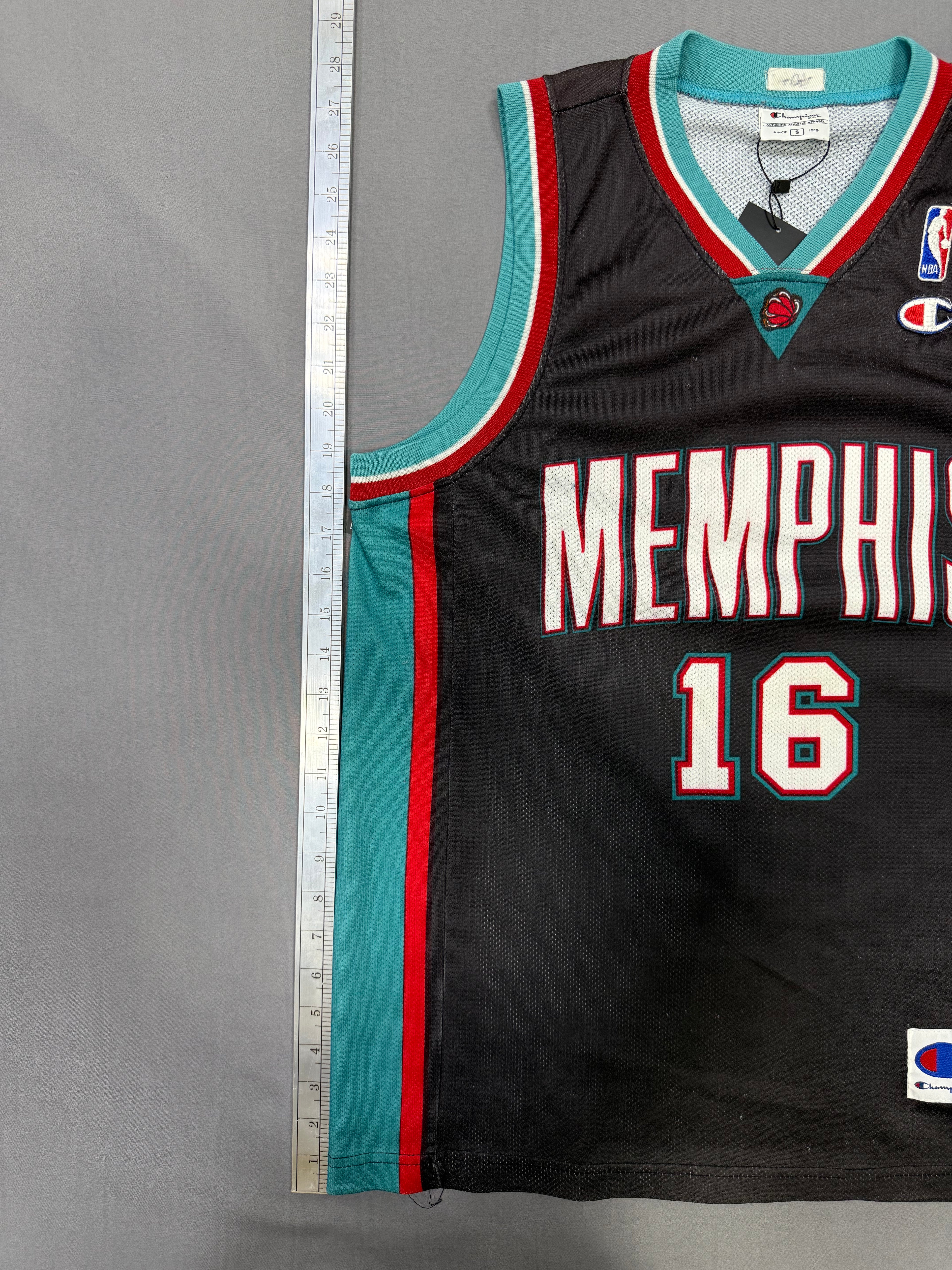 2001-04 Memphis Grizzlies Gasol 16 NBA Jersey
