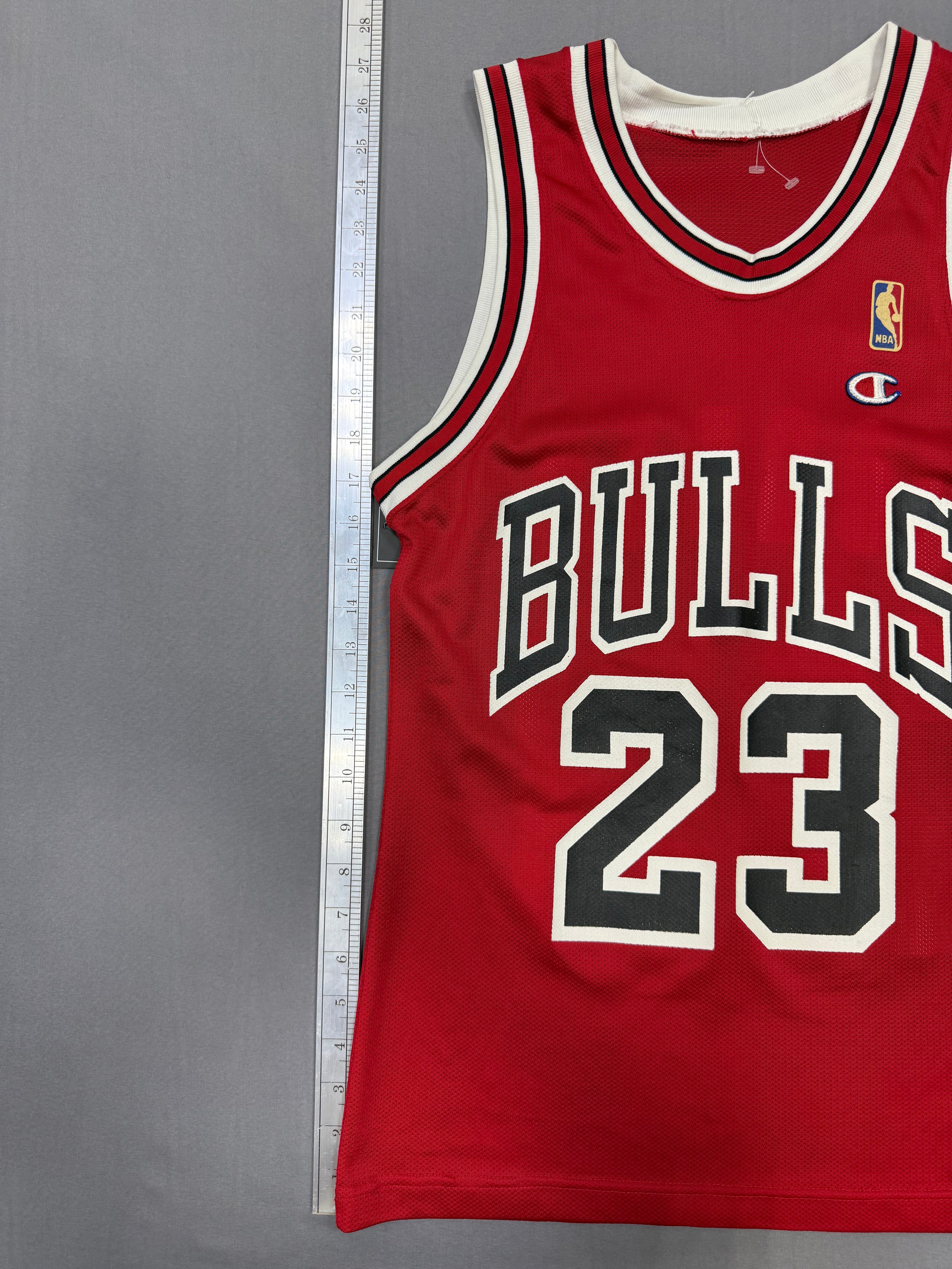 Vintage 1990s Champion Chicago Bullls michael jordan JErsey