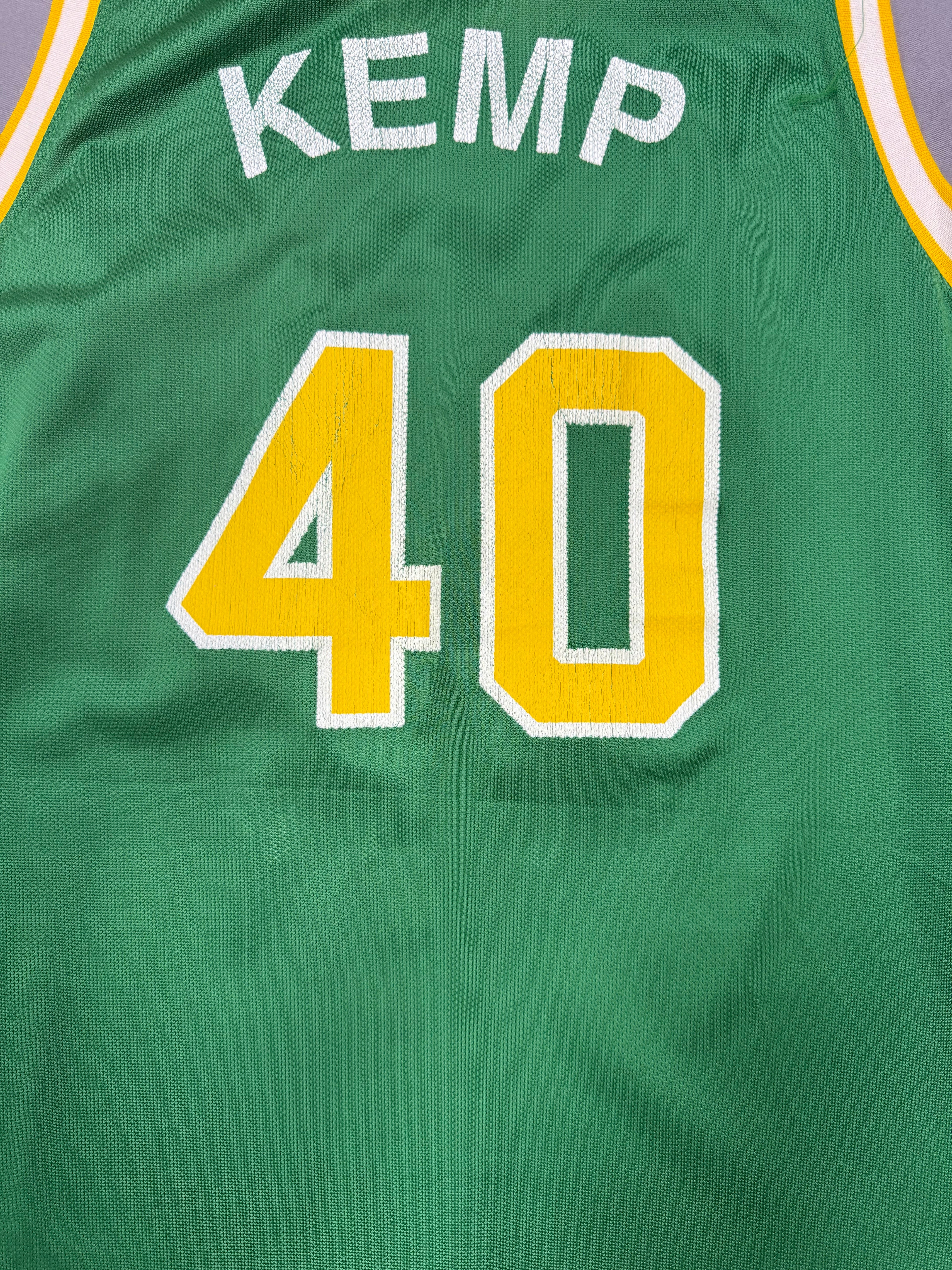 Vintage 1990s Seattle Supersonics Shawn Kemp Jersey
