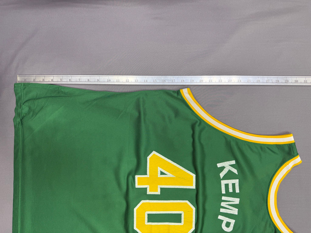 Vintage 1990s Seattle Supersonics Shawn Kemp Jersey